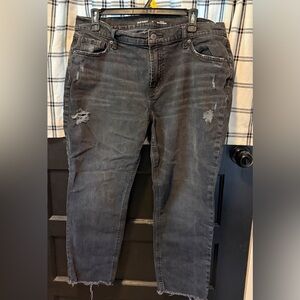 Old Navy Black Mid-Rise Boyfriend Ankle Jeans 14